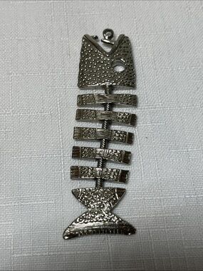 Vintage Silver Fishbone Pendant Necklace Charm